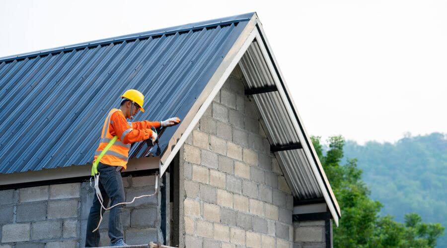 Professional Flat Roofing Installation in Albion, CA